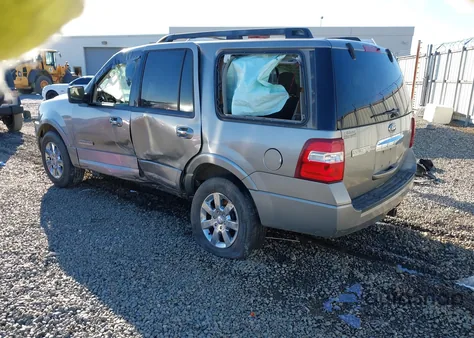 2008 Ford Expedition Xlt z USA, uszkodzony, nr VIN 1FMFU155X8LA86187